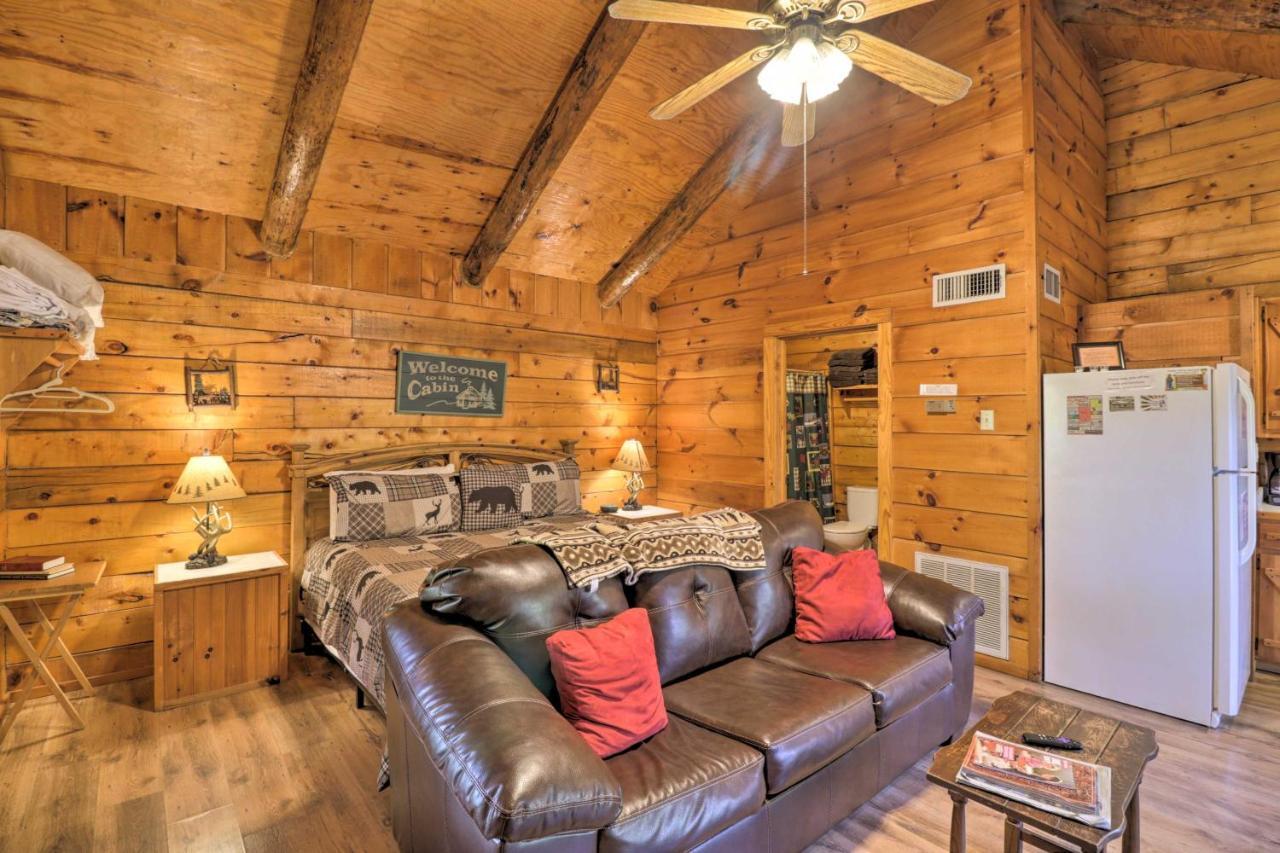 Broken Bow Cabin With Hot Tub And Bbq - 4 Mi To Lake! Stephens Gap Exteriör bild
